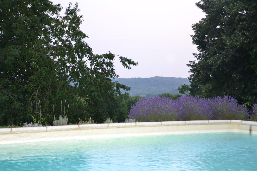 Les Hautes Sources - Esprit De France Ménilles Exterior photo